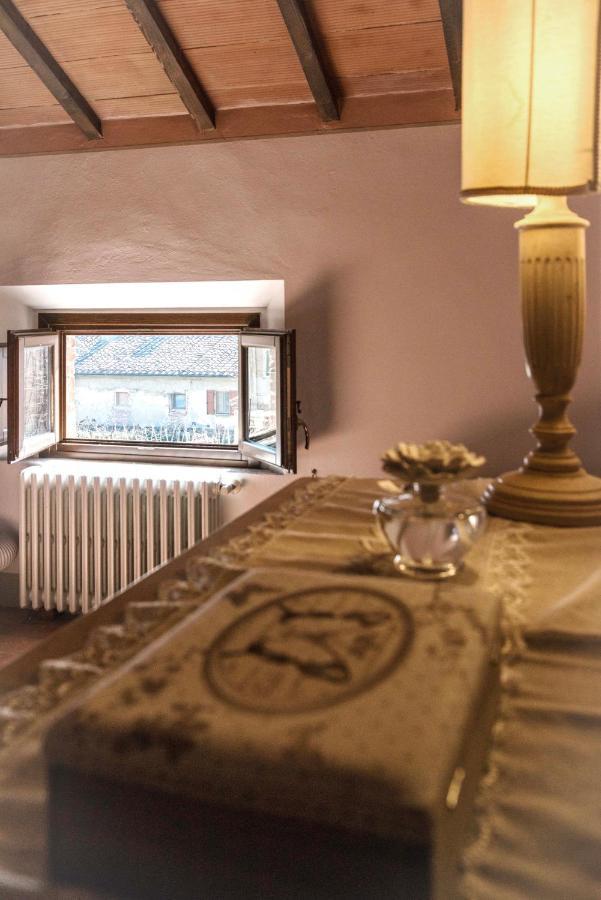 Casa Del Priore Usigliano Exteriér fotografie